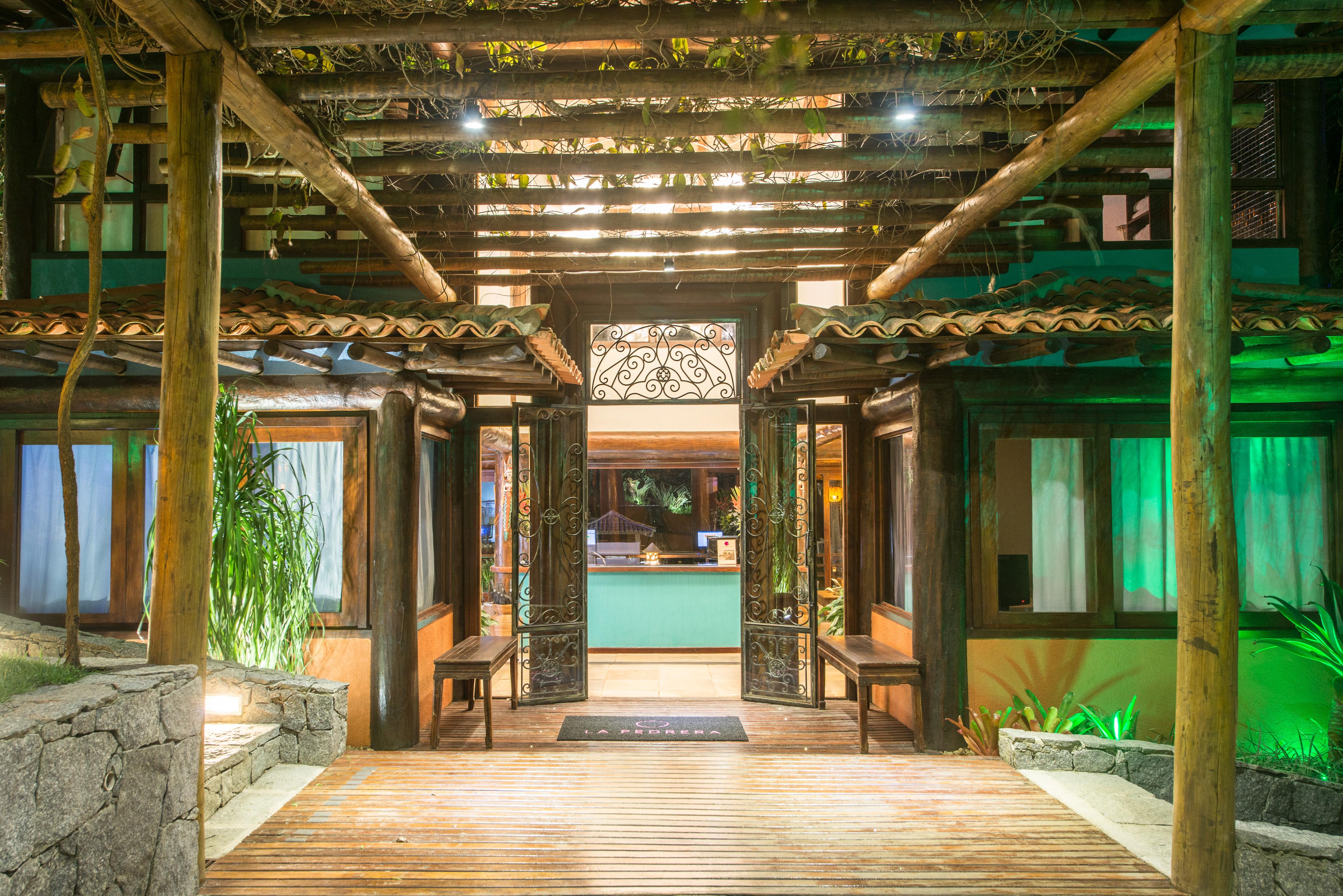 酒店 La Pedrera Small & Armacao dos Buzios